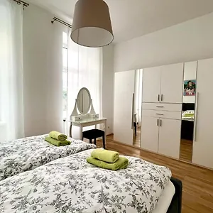  Apartment City-apartment In Austria
