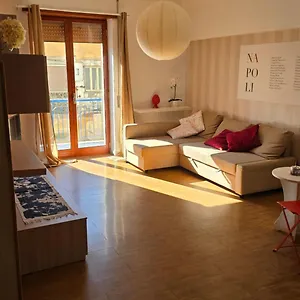 Apartment Casa Robina Vesuvio, Naples